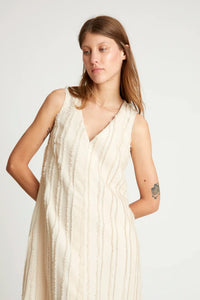 VESTIDO MIDI TESTURIZADO CRUDO