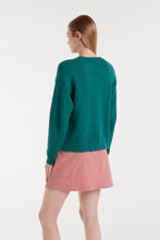 Cargar imagen en el visor de la galería, JERSEY CON ESTAMPADO PERRO
