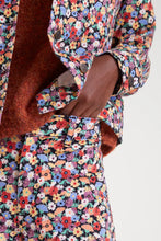 Cargar imagen en el visor de la galería, PANTALON ESTAMPADO HAMPTON SMALL
