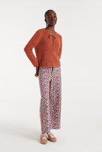 Cargar imagen en el visor de la galería, PANTALON ESTAMPADO HAMPTON SMALL
