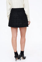 Cargar imagen en el visor de la galería, FALDA CORTA TEJIDO TWEED
