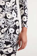 Cargar imagen en el visor de la galería, VESTIDO CORTO ESTAMPADO
