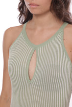 Cargar imagen en el visor de la galería, VESTIDO MIDI DE PUNTO VERDE
