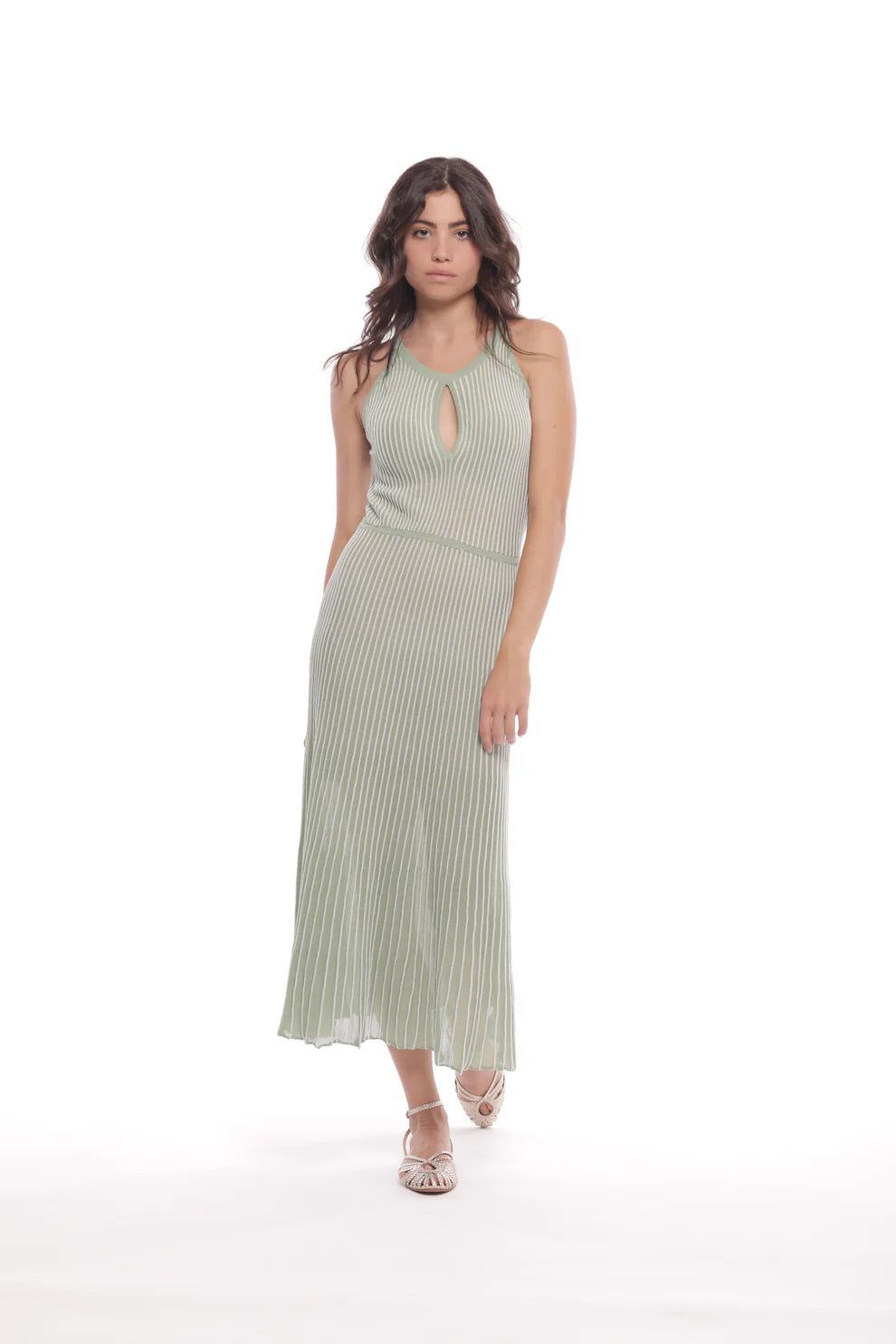 VESTIDO MIDI DE PUNTO VERDE