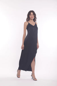 VESTIDO NEGRO TIRANTE SATÉN