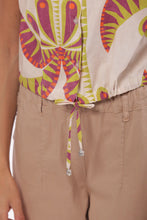 Cargar imagen en el visor de la galería, CAMISA CORTA ESTAMPADO PALMERAS
