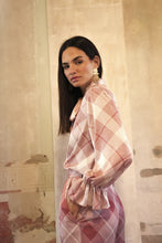 Cargar imagen en el visor de la galería, BLUSA AGATHA
