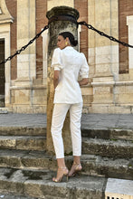 Cargar imagen en el visor de la galería, TRAJE PAZ COLOR BLANCO
