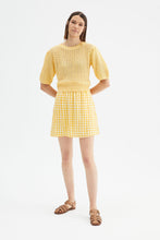 Cargar imagen en el visor de la galería, FALDA VICHY AMARILLO
