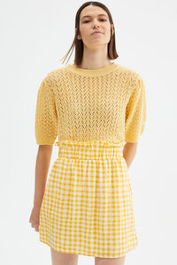 Falda corta estampado vichy amarillo. SS23 candelascloset