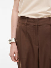 Cargar imagen en el visor de la galería, PANTALON MARRON HOLGADO
