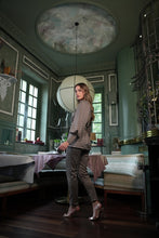 Cargar imagen en el visor de la galería, TRAJE CARLA
