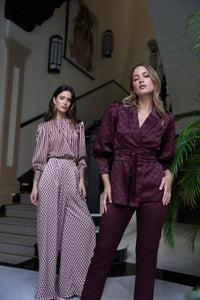 TRAJE VIZIR