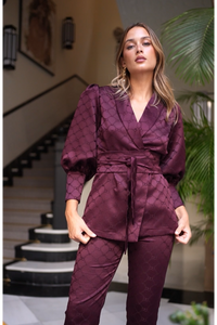 TRAJE VIZIR