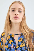 Cargar imagen en el visor de la galería, VESTIDO CORTO ESTAMPADO
