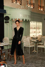 Cargar imagen en el visor de la galería, VESTIDO VELVET VERDE
